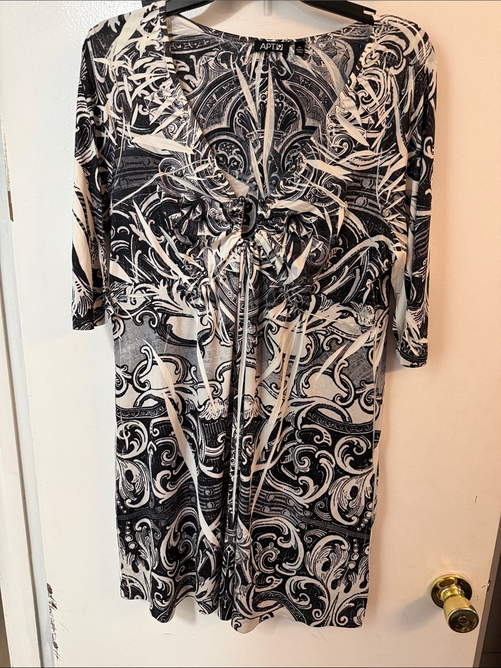 Apt. 9 Black & White Ruched Front Printed Dress